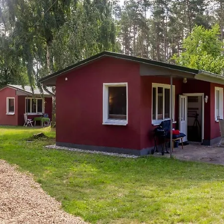F-1108 Haeuser Prosnitz Haus13 Terrasse, Gartennutzung